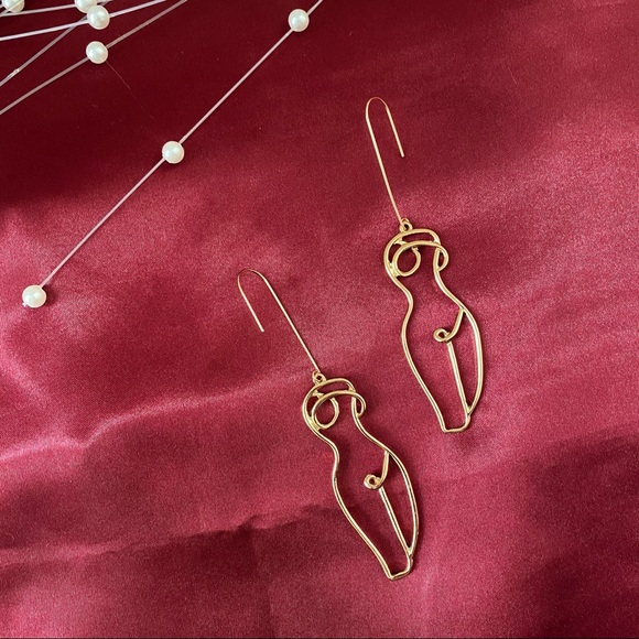 Female Figure Earrings Artsy Earrings - Picture 4 of 9